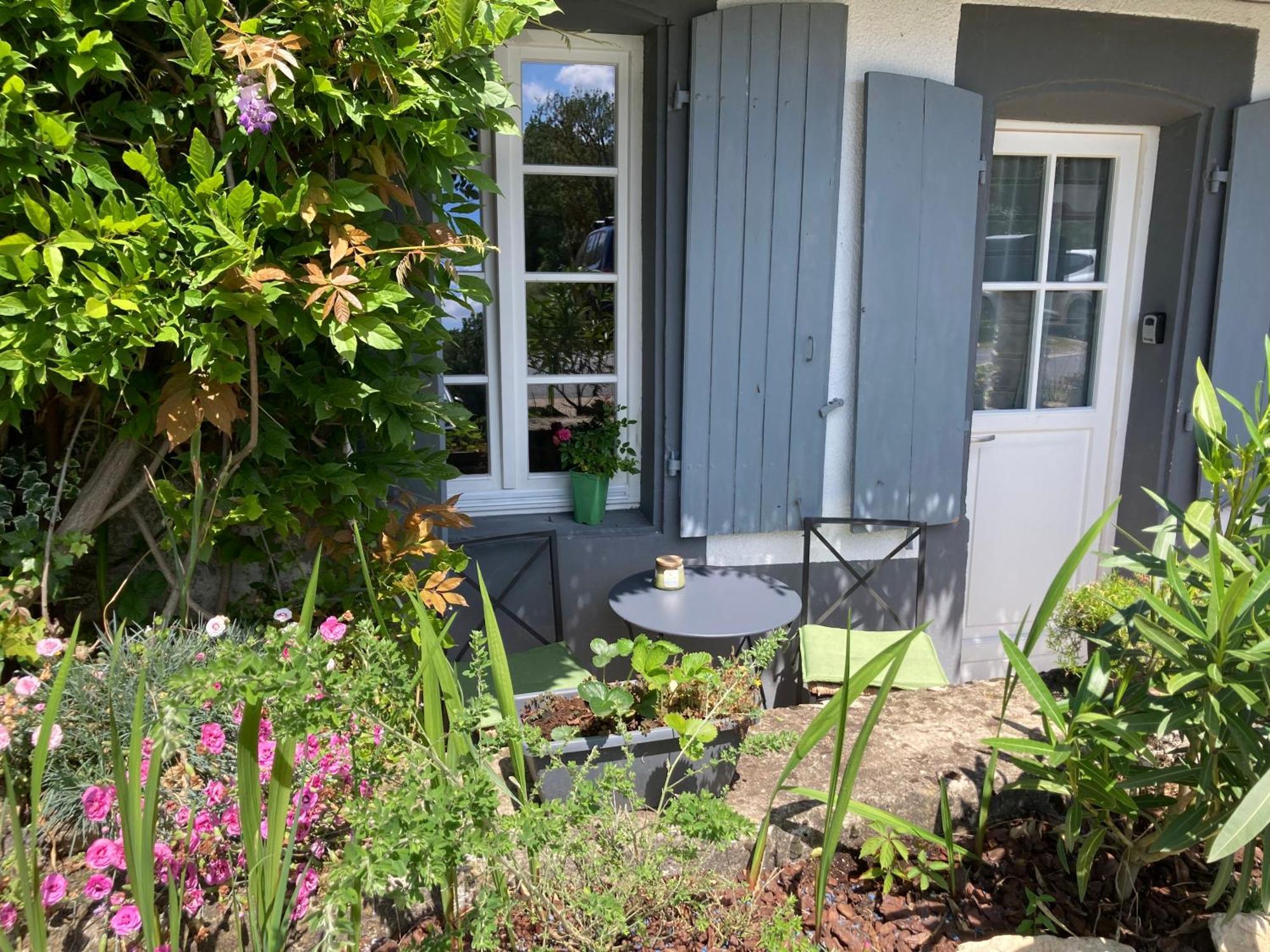 Le Lodge De Serenite Cuffy Exteriör bild